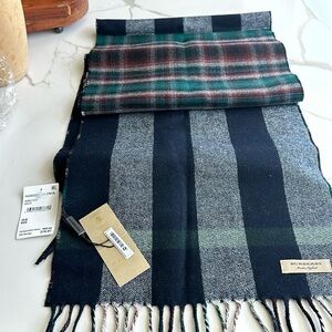 Burberry
Plaid Check Wool Scart